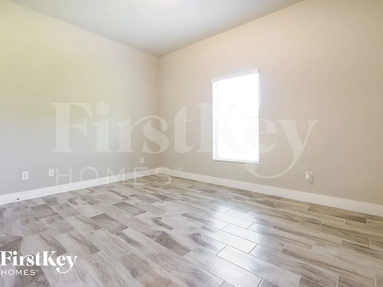 5139 Cromey Rd — Photo 12