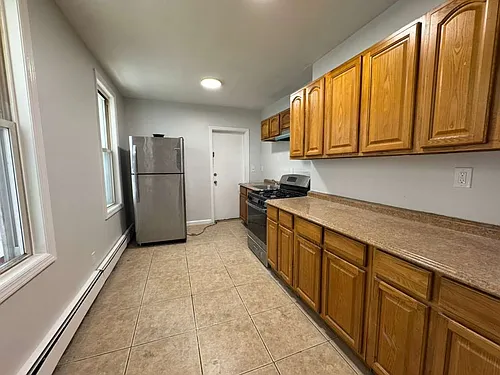 140 Johnson Ave #1 Photo 1