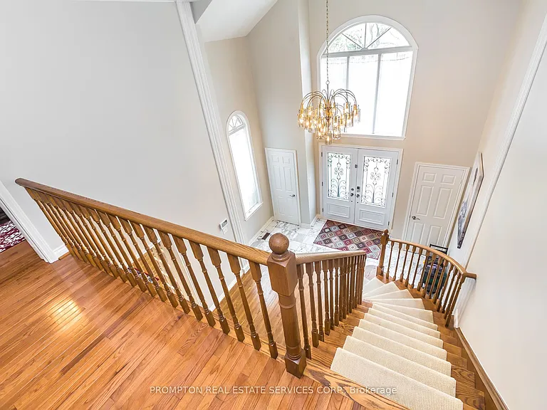 68 Addington Sq — Photo 2