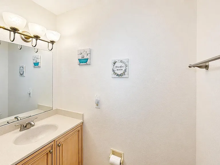 1300 Seaway Dr #D-13 — Photo 10