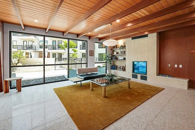 1701 Simond Ave #615 — Photo 44
