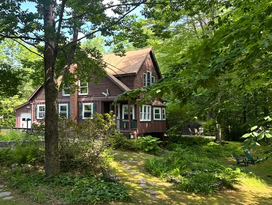 84 Watkins Shores Rd