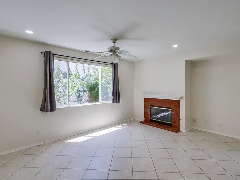 11905 Westview Pkwy — Photo 23