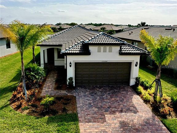 2nd image of 12684 Oriago St