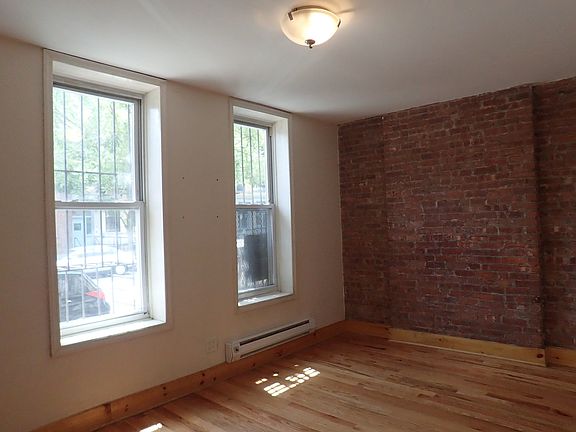 5th image of 559 Saint Johns Pl #3RKA