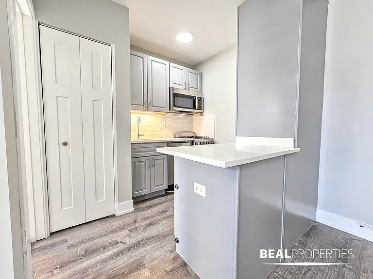 505 West Belmont Ave — Photo 84