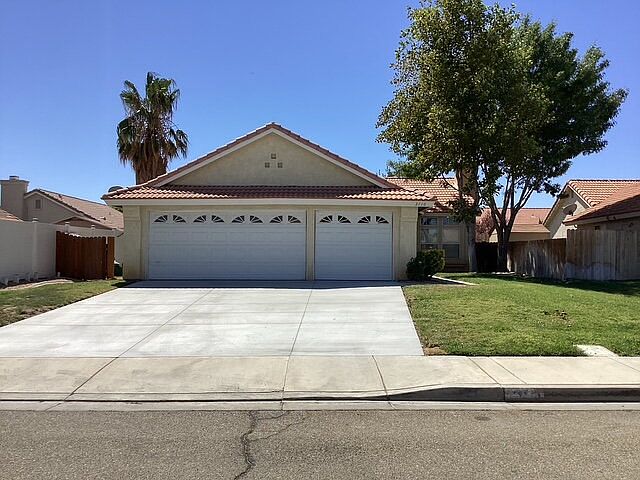 1st image of 3716 Vireo Dr