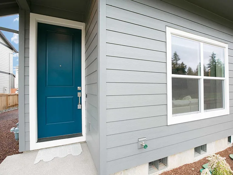 18214 NE 47th Ave — Photo 32