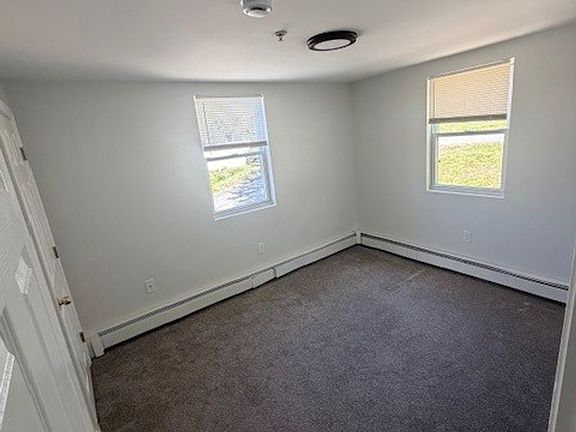 4th image of 61 Park Ave W #5