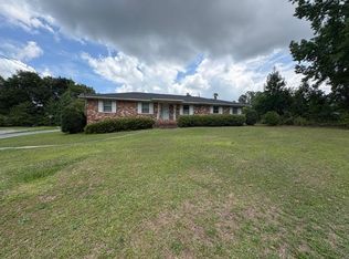 2079 Pinebrook St, Orangeburg, SC 29118