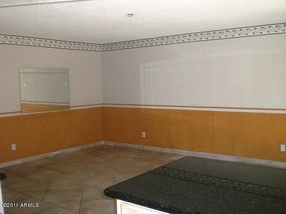 5th image of 5407 W Alice Ave