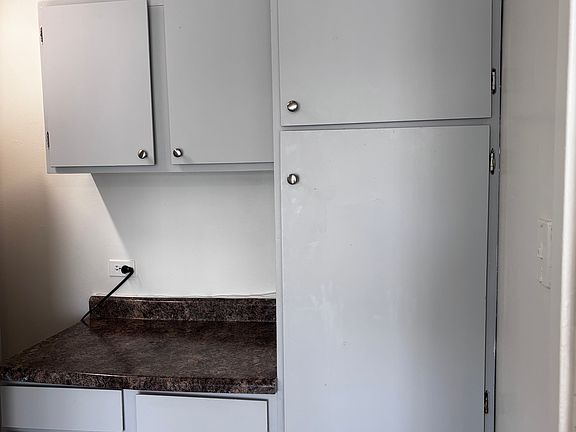 2nd image of 177 Sycamore Dr APT 609