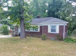 8 Twin Springs Dr, Greenville, SC 29605