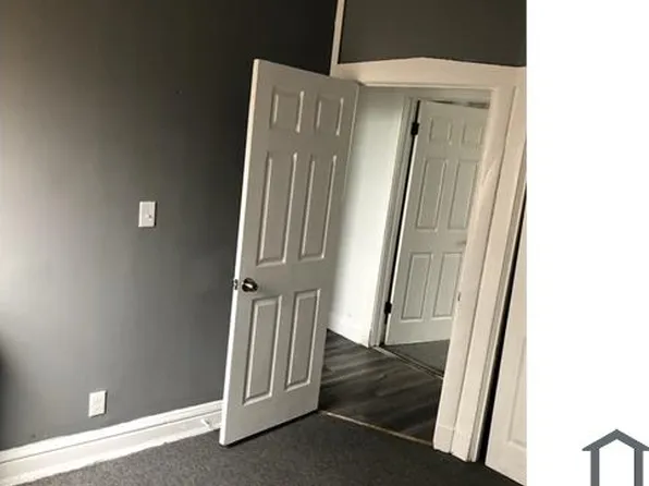 942 W 76th St, Chicago, IL 60620