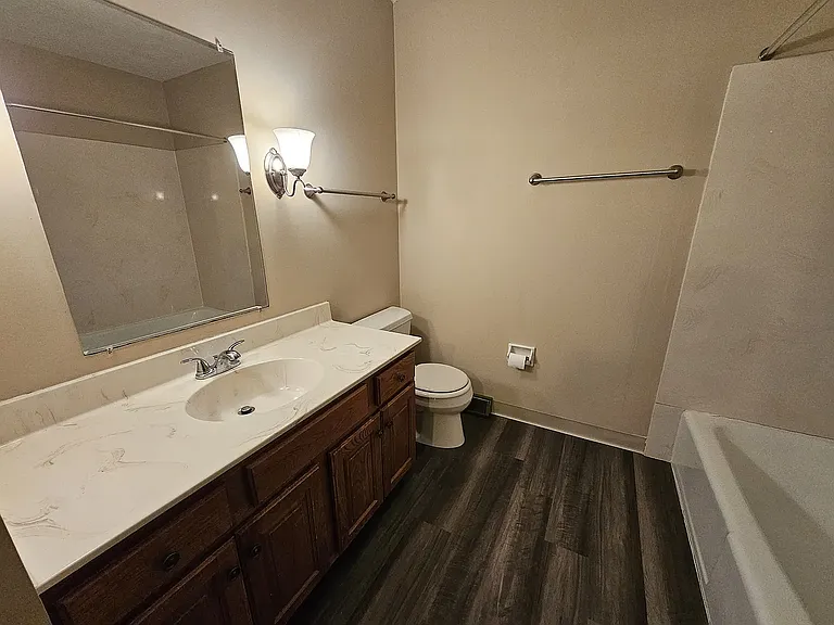5060 Godown Rd #A — Photo 20