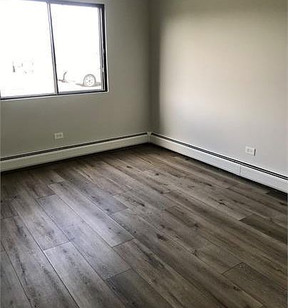 3rd image of 5424 129th Pl APT 102