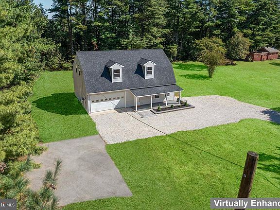 5th image of 420 Garrison Rd