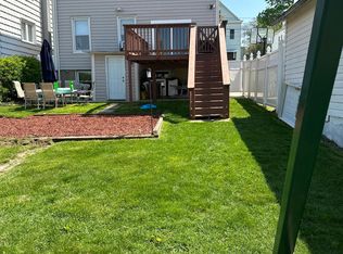420 Washington St, Carlstadt, NJ 07072