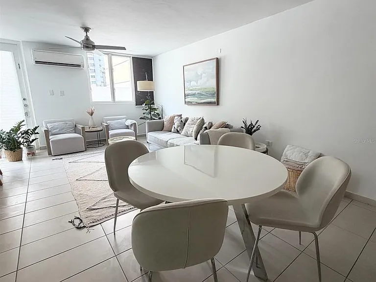 1554 Lopez Landron #1 — Photo 3