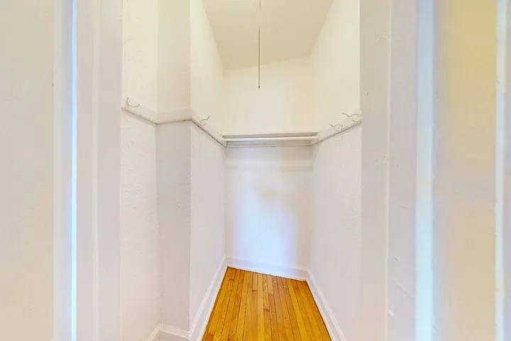 1515 E. 54th Street — Photo 19
