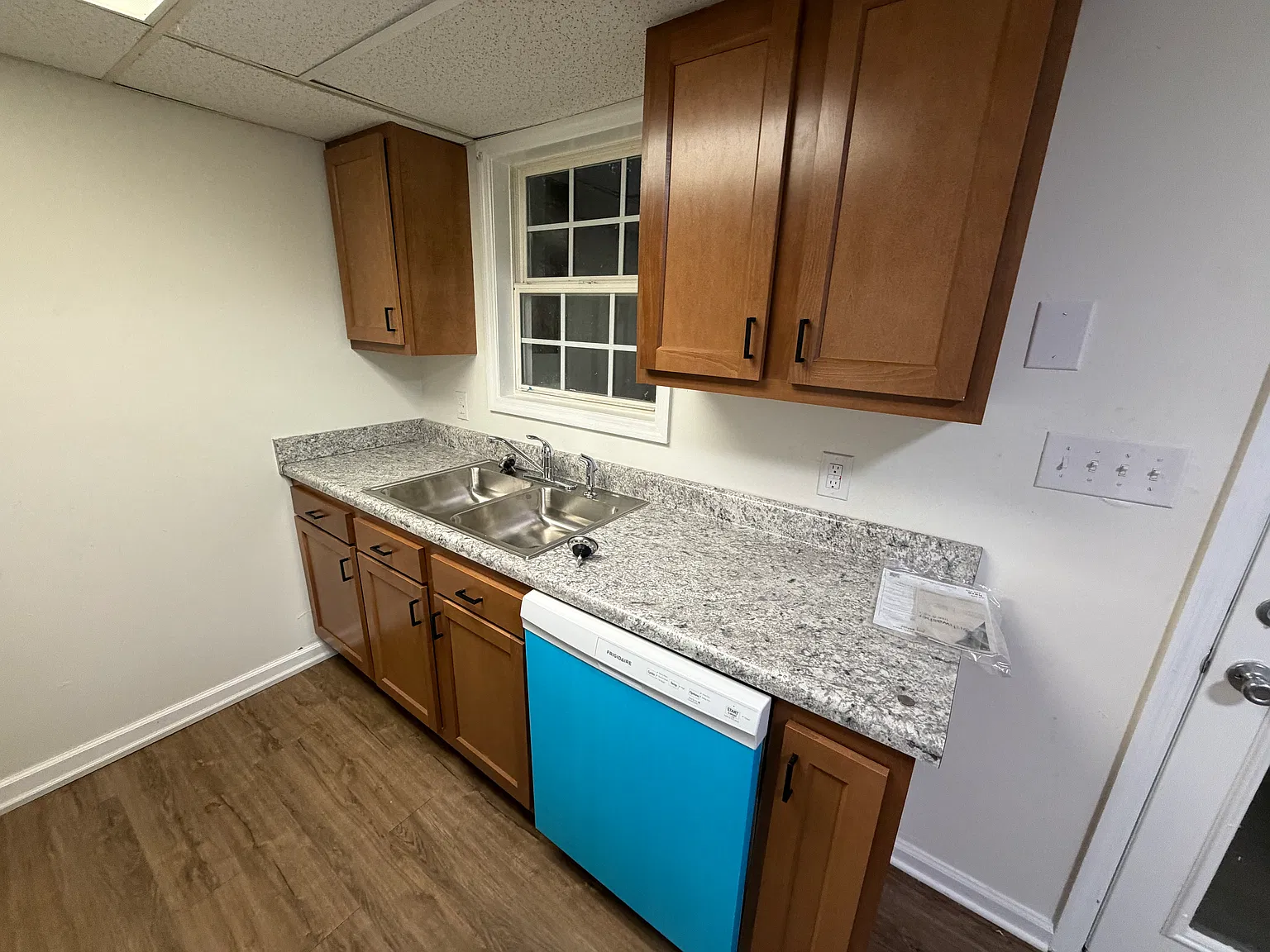 2 bed, 1.5 bath, 900 sqft, $925 — Photo 4