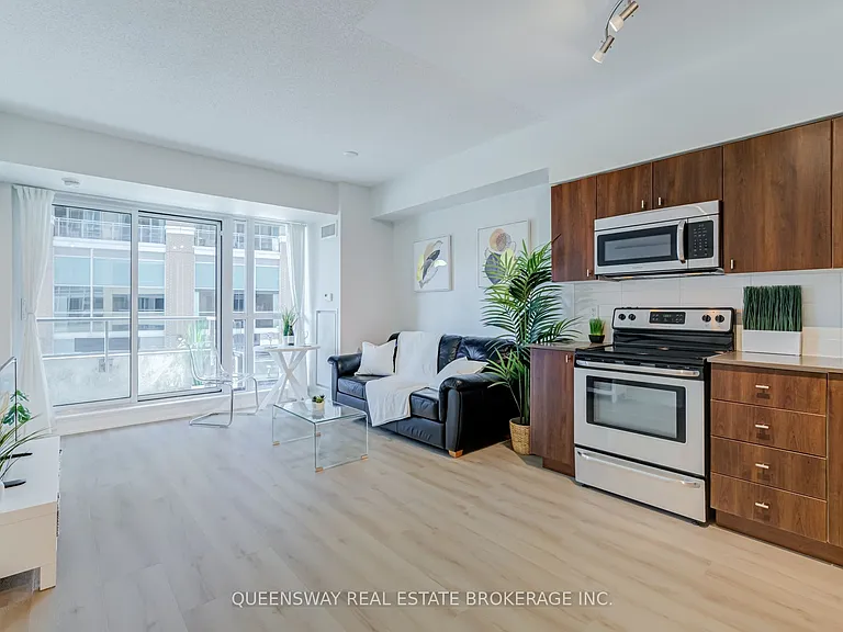 69 Lynn Williams St #211 — Photo 2