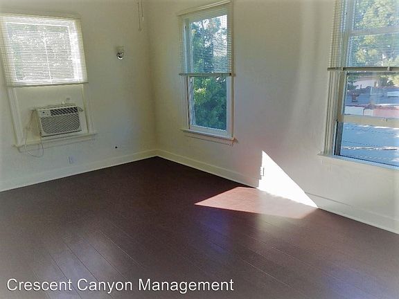 4th image of 1819 N Kingsley Dr APT 311