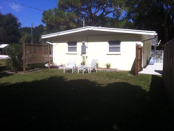 2nd image of 3002 Hawthorne St