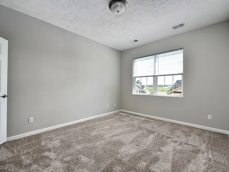 Aquamarine Apartments — Photo 103