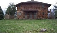 1st image of 567 W Poplar Ave