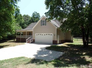 82 Foxhound Ct, Benson, NC 27504