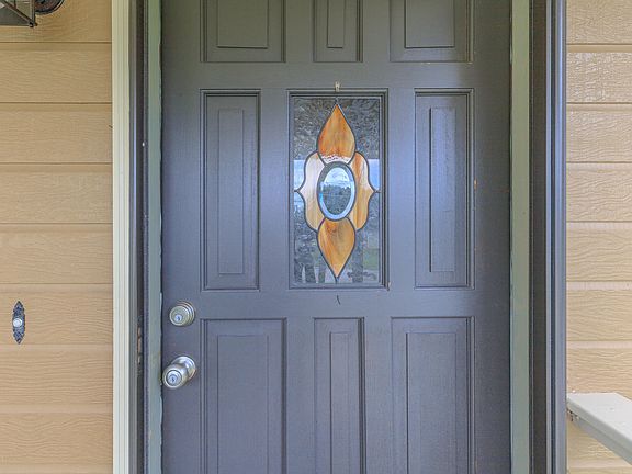 4th image of 2225 Violette Dr