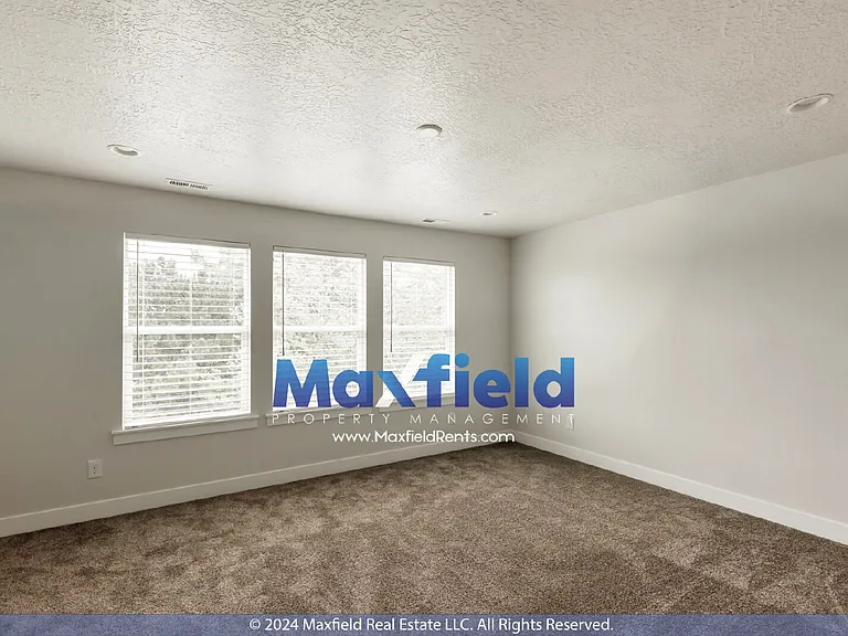 315 N Tidwell St — Photo 25
