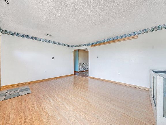 5th image of 715 N Alleghany Ave