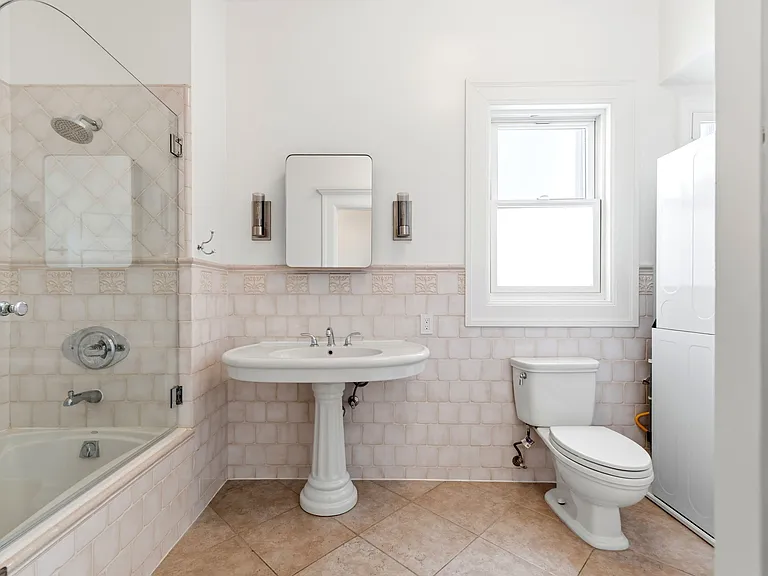 2854 Sacramento St — Photo 18