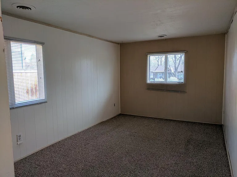 3085 S Birch St — Photo 12