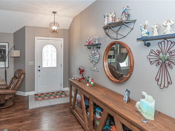 3rd image of 2418 E Water Wheel Dr