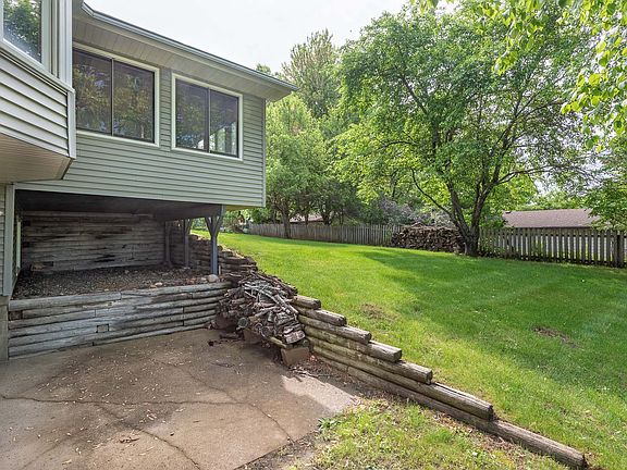 4th image of 1201 Echo Dr