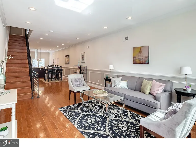 1537 Dickinson St — Photo 18