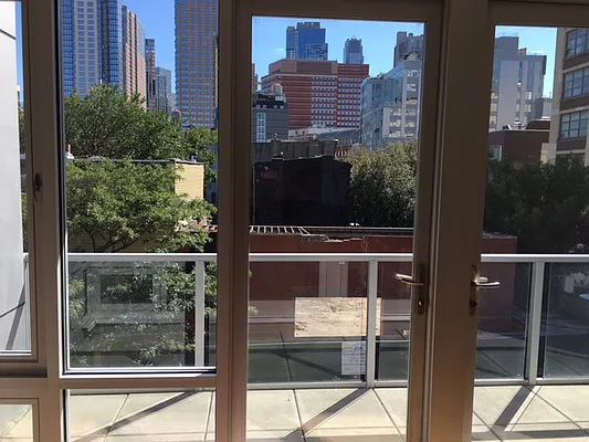 Rented by Premier Metro Realty Corp | media 41