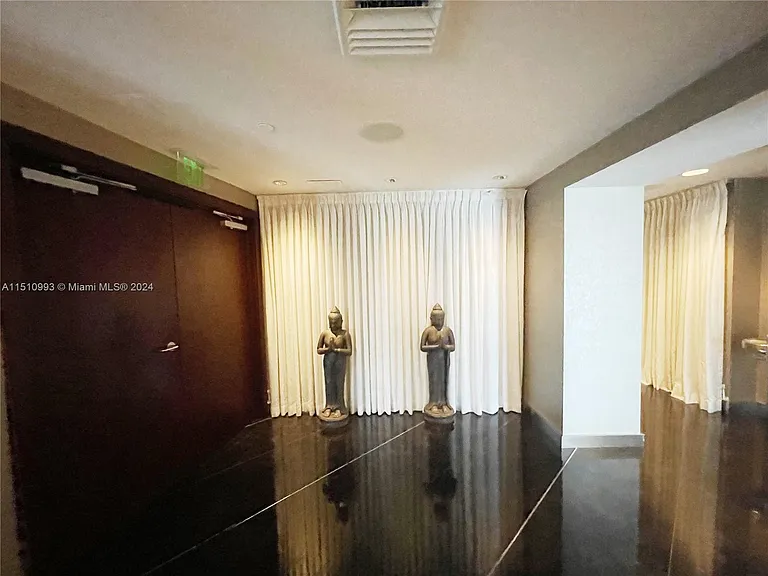 17001 Collins Ave #3008 — Photo 18