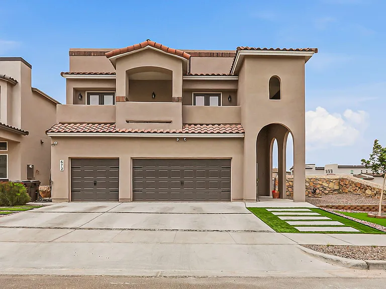 672 La Entrada Cir — Photo 3