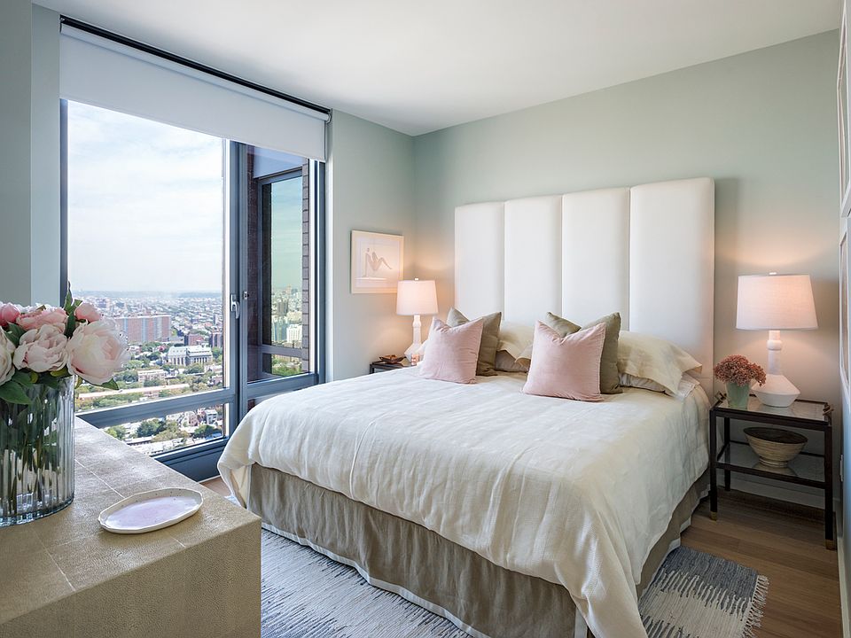 1st image of 590 Fulton St #39H