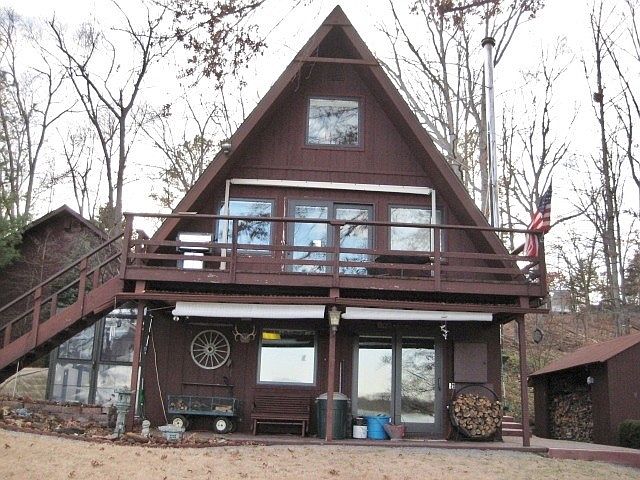 1st image of 245 Lake Shore Dr S