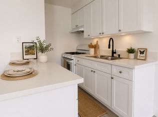 10341 Zelzah Ave #14, Porter Ranch, CA 91326