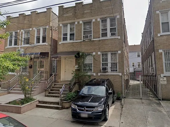8208 Pettit Ave, Elmhurst, NY 11373