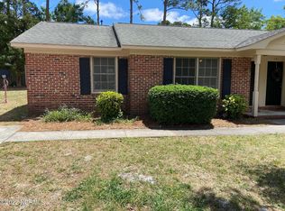 719 Montclair Dr, Wilmington, NC 28403