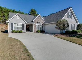 5013 Yellow Stone Dr, Flowery Branch, GA 30542