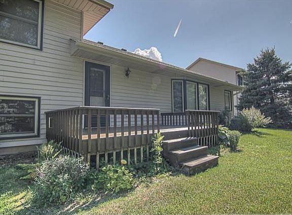 2nd image of 540 Wedgewood Dr