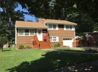 6228 Colebrook Rd, Parma Heights, OH 44130